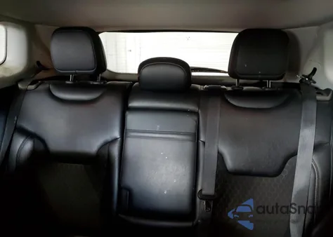 2018 Jeep Compass Latitude из США, поврежденный, VIN 3C4NJDBB6JT161675